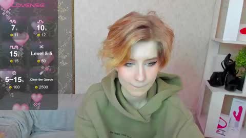 Snapshot of julescrown chatting on January 24, 4:48 am Jules online show from January 24, 4:48 am