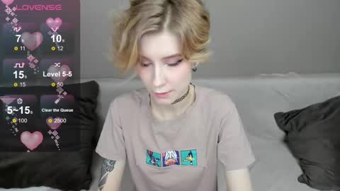 Snapshot of julescrown chatting on February 11, 1:31 am Jules online show from February 11, 1:31 am