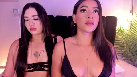 Snapshot of juli_casanova chatting on October 10, 3:07 pm juli_casanova online show from October 10, 3:07 pm