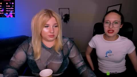 juli kisss online show from September 9, 7:36 pm