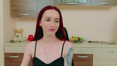 JuliaJae online show from June 4, 12:22 pm