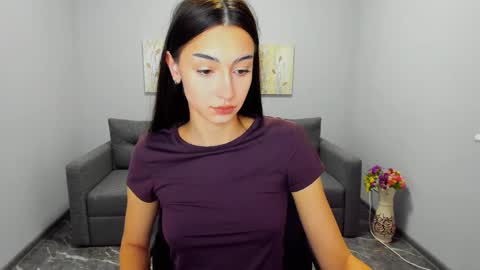 Julia online show from November 27, 6:43 am