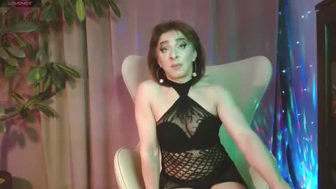 Julia online show from October 11, 6:11 pm