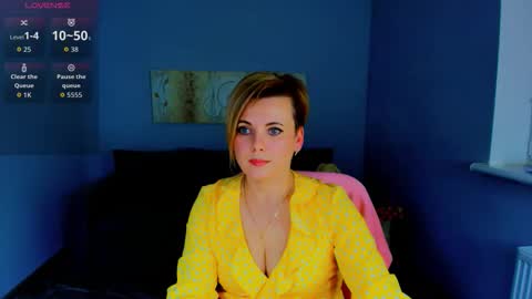 Julia online show from February 9, 1:26 pm