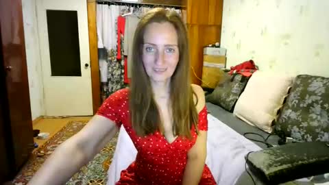 juliaa_foxi online show from May 10, 7:09 pm