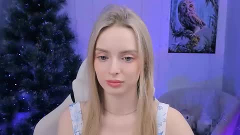 Julia online show from December 15, 1:51 pm