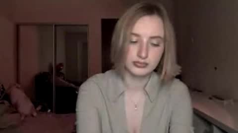 Kate online show from February 25, 5:49 pm