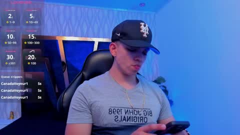 JULIAN  online show from April 4, 11:12 pm