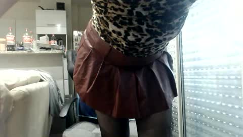 juliana online show from May 24, 5:08 pm