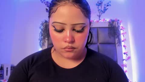 juliana_js_ online show from February 14, 6:16 am