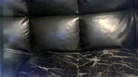 julianlachapelle8 online show from December 20, 11:39 am