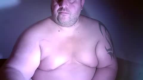 Snapshot of julianoparno chatting on October 5, 1:36 am Juliano online show from October 5, 1:36 am