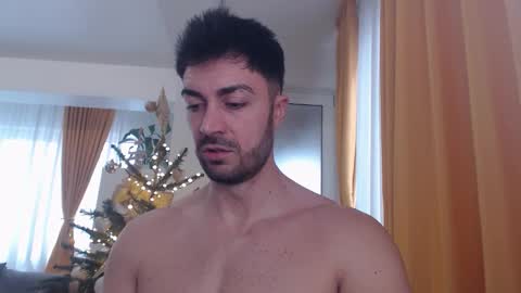 JulianRoyce online show from January 8, 8:31 am