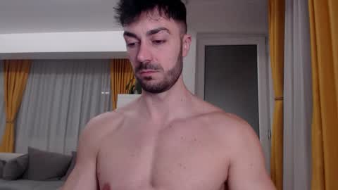 JulianRoyce online show from March 6, 12:31 am