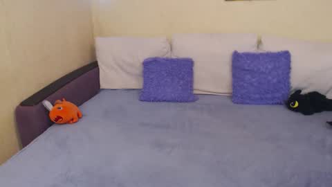 Jul online show from September 22, 3:05 pm