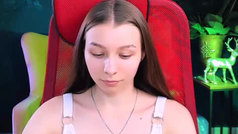 juliedaniel online show from November 12, 9:00 am