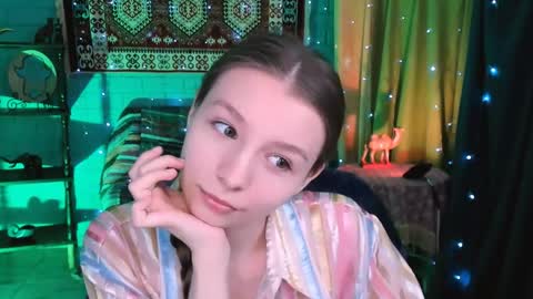 juliedaniel online show from April 3, 4:19 am