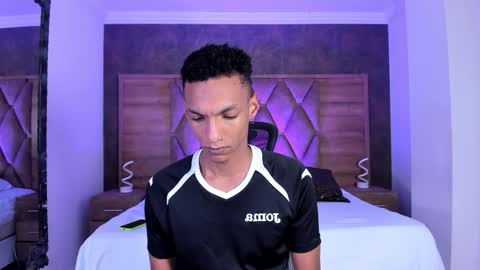 Julien online show from February 5, 11:58 am