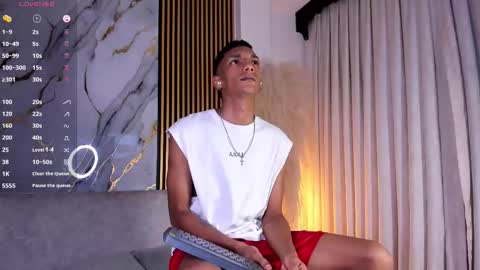 Julien online show from March 2, 11:17 am