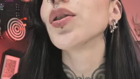 juliet_sourire online show from June 25, 3:50 pm