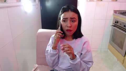 julieta_fn online show from February 18, 3:34 pm