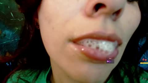    online show from May 31, 8:57 am