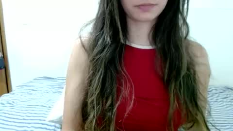 Snapshot of julietolentino_silva chatting on October 10, 4:29 am julietolentino_silva online show from October 10, 4:29 am