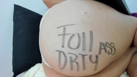 Snapshot of juliett_horny chatting on February 20, 5:30 pm juliett online show from February 20, 5:30 pm