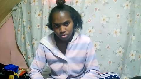 juliette9794 online show from September 19, 4:27 am