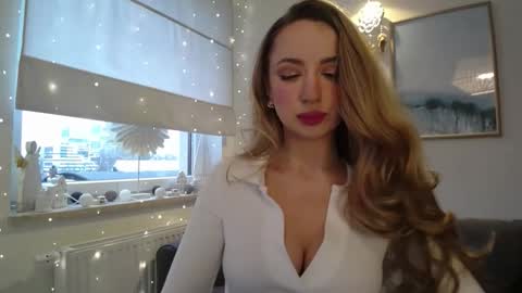 JulietteSensual online show from December 15, 8:21 am