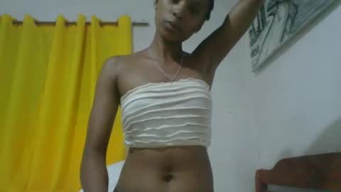 Snapshot of juliexexy chatting on March 7, 5:28 pm juliexexy online show from March 7, 5:28 pm