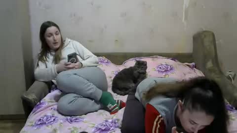 Snapshot of juliya_katie chatting on January 25, 4:46 pm Juliya Katie online show from January 25, 4:46 pm