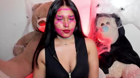 Snapshot of junbootix chatting on October 13, 11:18 pm ANGELINA indepen camgrl  online show from October 13, 11:18 pm