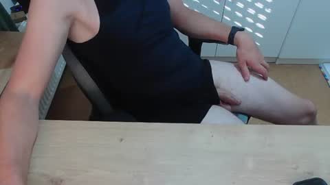 junk2711 online show from June 19, 4:57 pm
