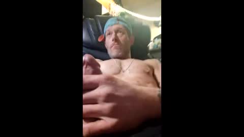 jusntym online show from April 4, 1:40 pm