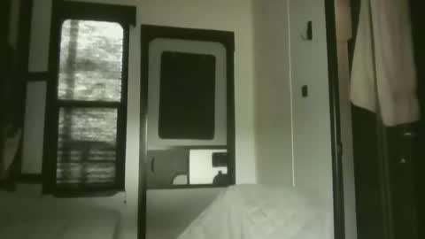 CamperGirl online show from April 7, 1:24 pm