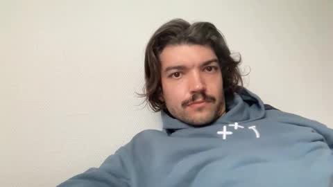 just_a_guy_with_a_big_cock online show from March 16, 8:18 am