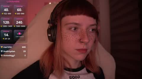 Snapshot of just_busking chatting on December 8, 4:55 am Julia online show from December 8, 4:55 am