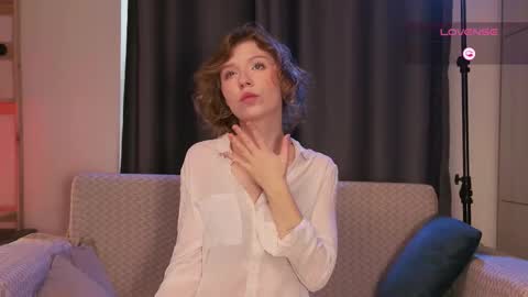 Snapshot of just_carrie chatting on October 10, 6:30 am Caroline but call me Carrie online show from October 10, 6:30 am