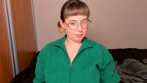 Snapshot of just_fucked chatting on September 29, 9:14 pm Nika and Mark online show from September 29, 9:14 pm