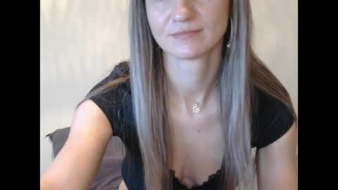 just_mya online show from April 3, 9:33 pm