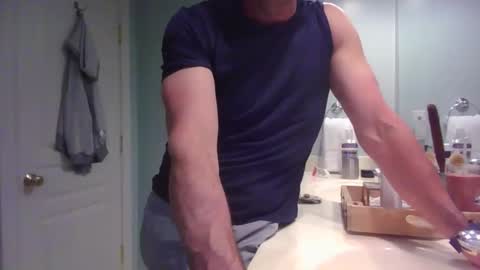 justanotherdadbod2025 online show from March 25, 3:13 am