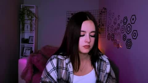 Snapshot of justcamila_ chatting on October 20, 10:20 am justcamila online show from October 20, 10:20 am