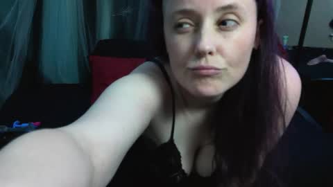 Cheshire Brat online show from June 9, 2:00 am