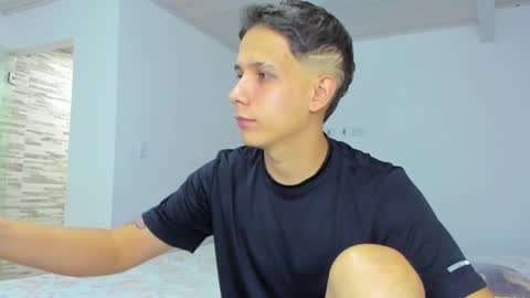 Snapshot of justin_biker chatting on September 28, 8:18 pm justin_biker online show from September 28, 8:18 pm