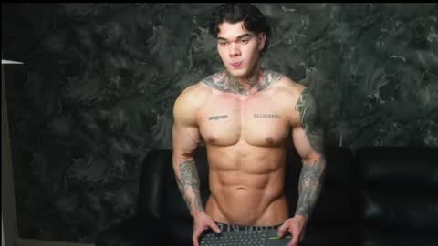 justin clark1 online show from May 16, 2:52 am