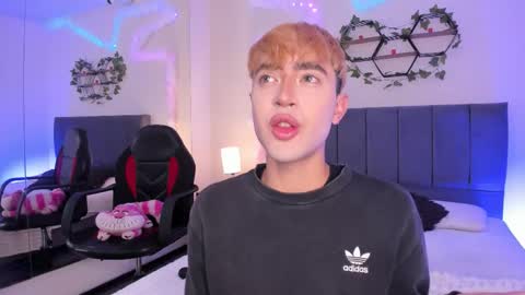 Justin online show from October 23, 11:44 am