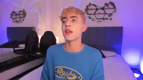 Justin online show from November 1, 11:53 am