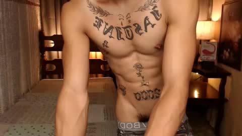 Snapshot of justine_hunk chatting on December 27, 6:03 am justine_hunk online show from December 27, 6:03 am