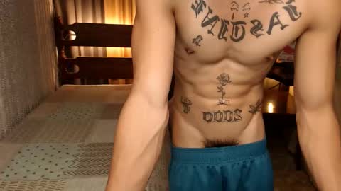 Snapshot of justine_hunk chatting on January 3, 6:57 pm justine_hunk online show from January 3, 6:57 pm